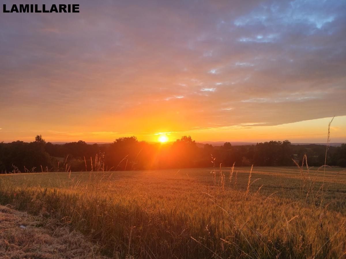 Gite Le Saint Benoit Lamillarie Bagian luar foto